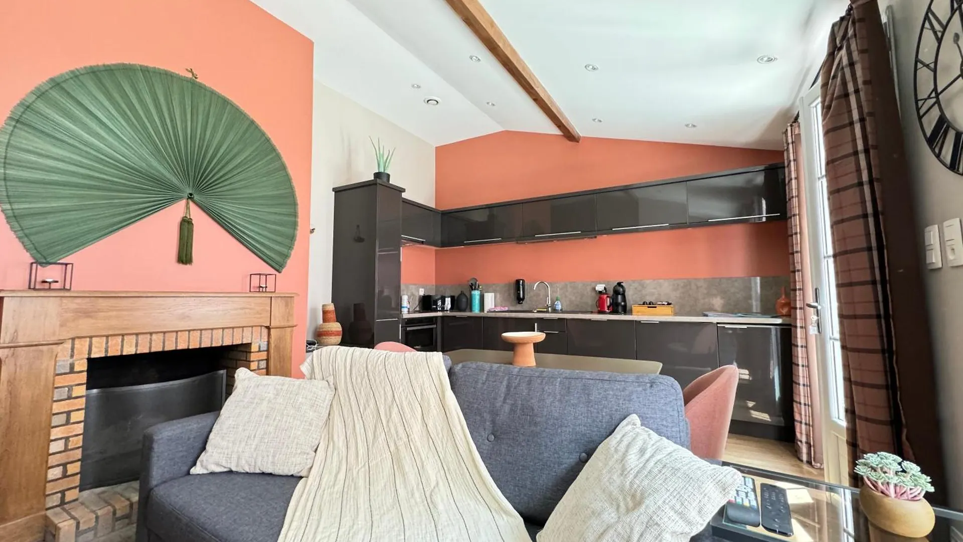 Jolie Maison La Havane Avec Terrasse Plein Sud Βισύ Γαλλία