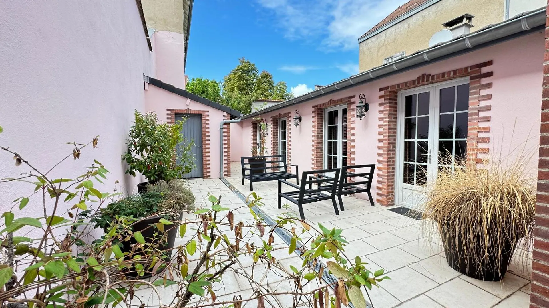Apartment Jolie Maison La Havane Avec Terrasse Plein Sud Vichy